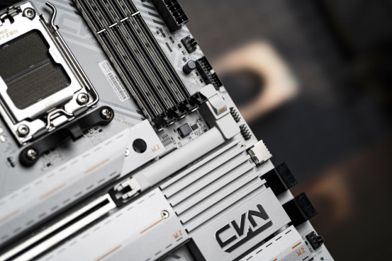 显卡易拆七彩虹CVN X870威斯尼斯 ARK电竞主板即将开售(图3)